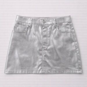 Metallic Silver mini skirt